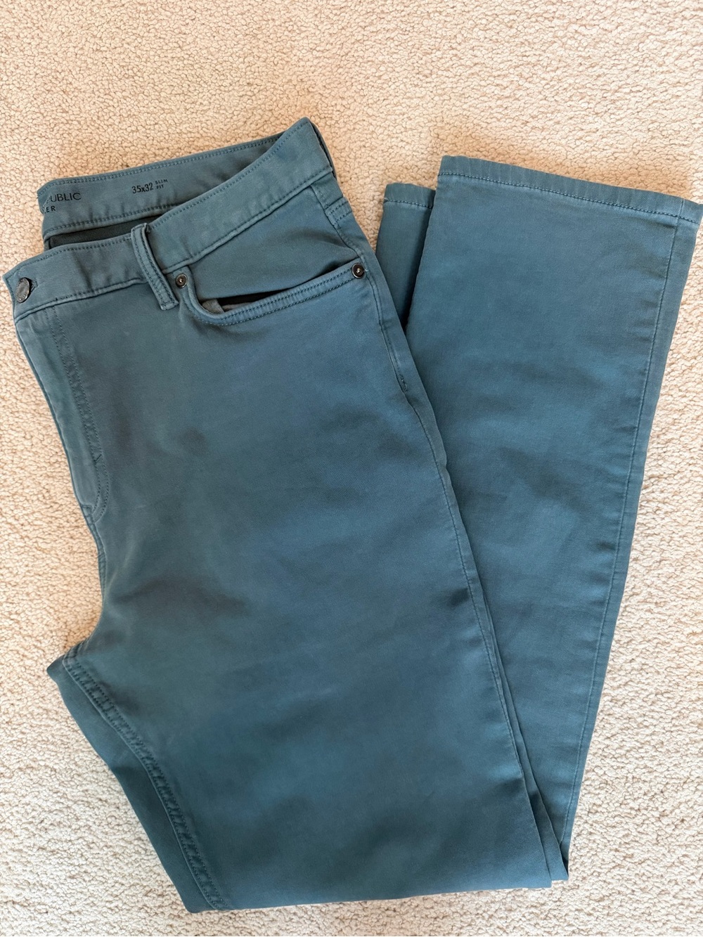 Banana Republic Men’s Traveler Pants 35x32 Slim Fit Blue Grey Stretch Chino 5Pkt